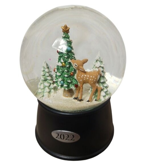 2022 Wondershop By Target Musical Water Globe With Deer & Christmas Tree Scene - Picture 1 of 7